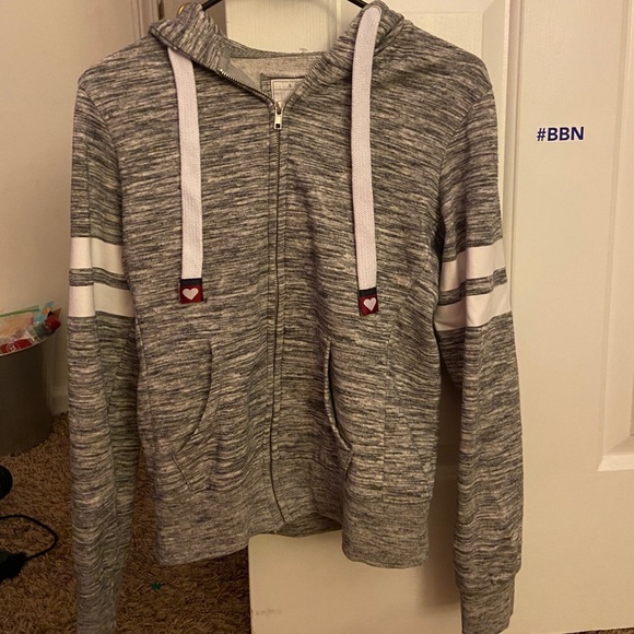 grey jacket - Picture 2 of 5